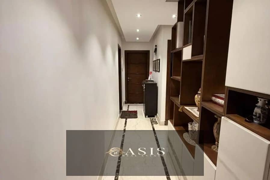 6 8283170-22ec9o. jpg