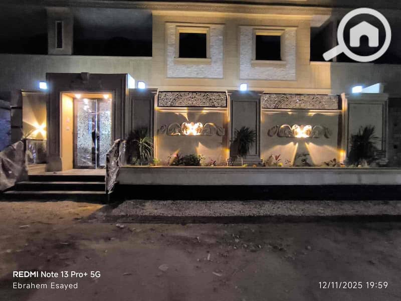 3 2d8624e5-1154-4ded-b3c6-5483ae021a33. jpg