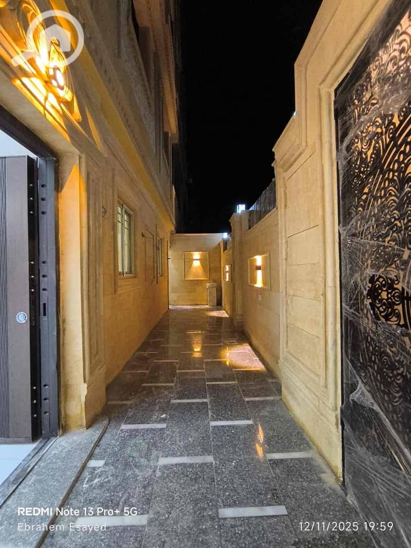 4 a6600400-b75b-4c62-9988-671e04f5d842. jpg