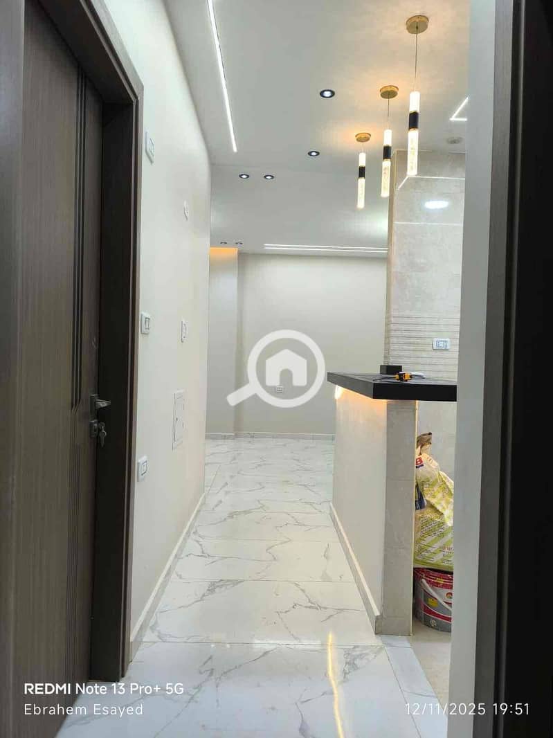 15 ea931b00-f73b-4947-b509-bb29ba5ef2a5. jpg