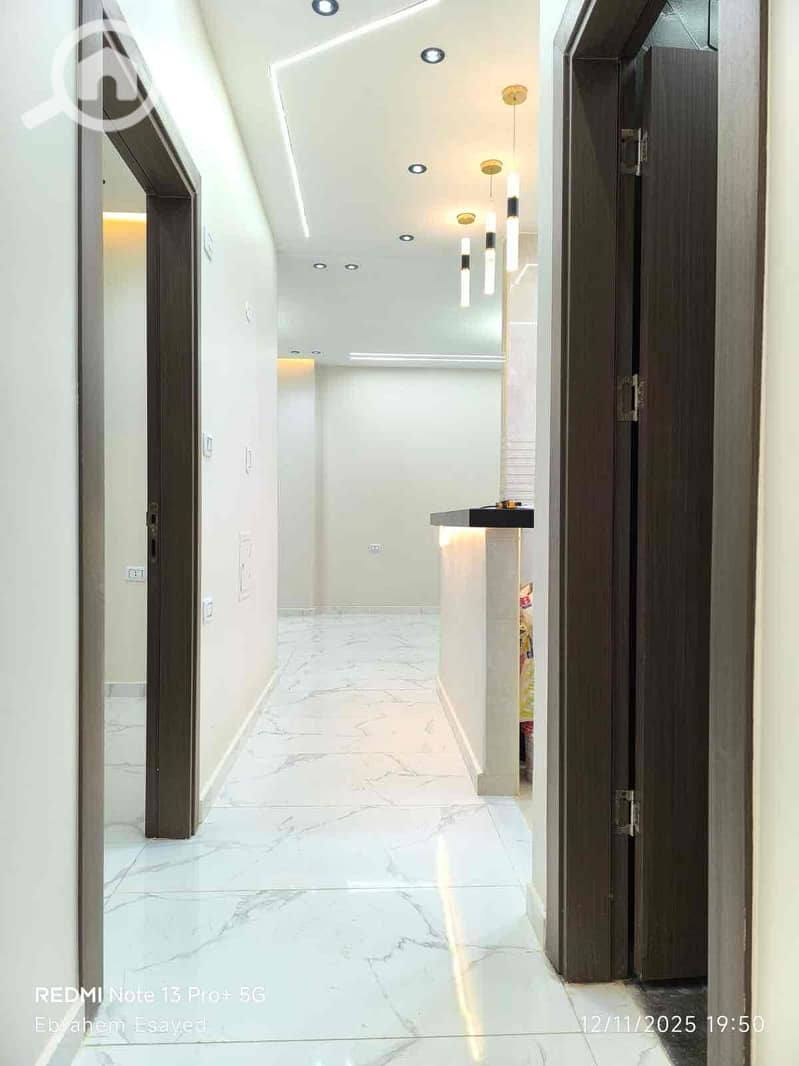 16 40954341-8e57-489f-878a-b040de7de7c0. jpg