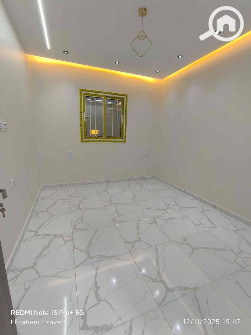 20 4497f3cc-98f0-4b61-a8e3-bd65503ec90e. jpg