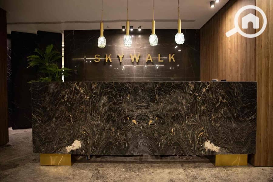 9 e44d5f9b-ec6a-4a33-bd50-828ee93348c1. jpg