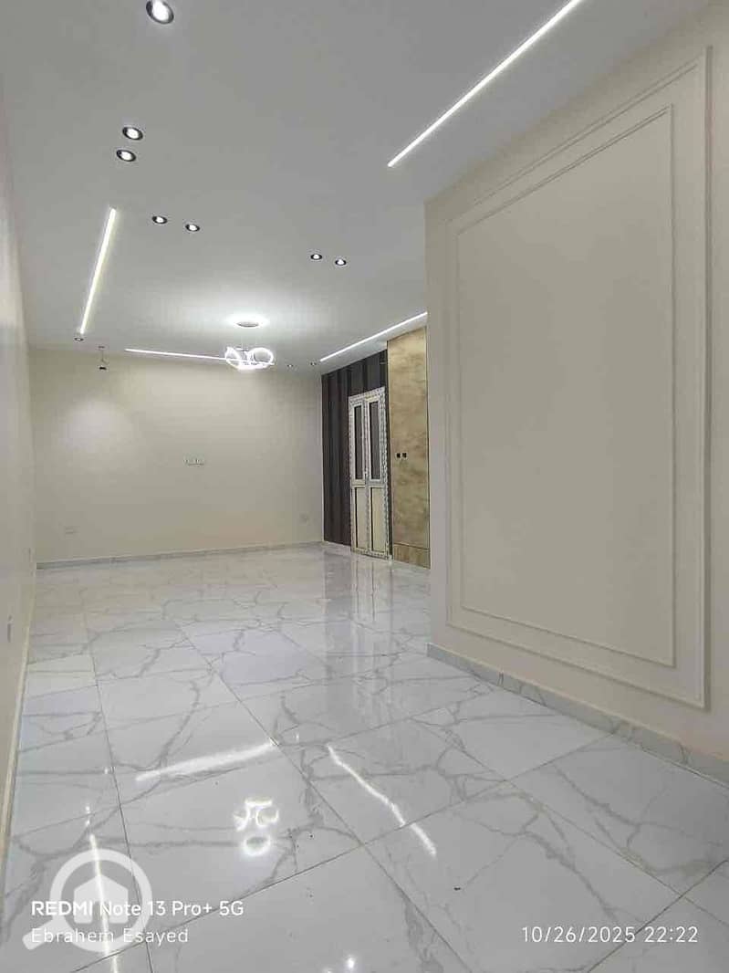 5 42331479-d6d5-4583-879c-5c8d584cd764. jpg