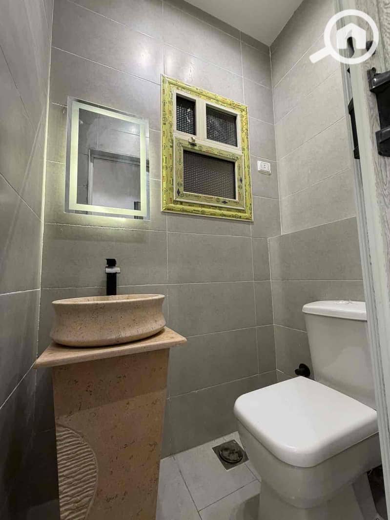 5 aa084df1-4af2-4fe3-8efa-21af6b9b4aaf. jpg