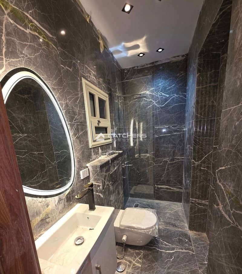 7 599930889_1286760793474587_74026135903509633_n. jpg