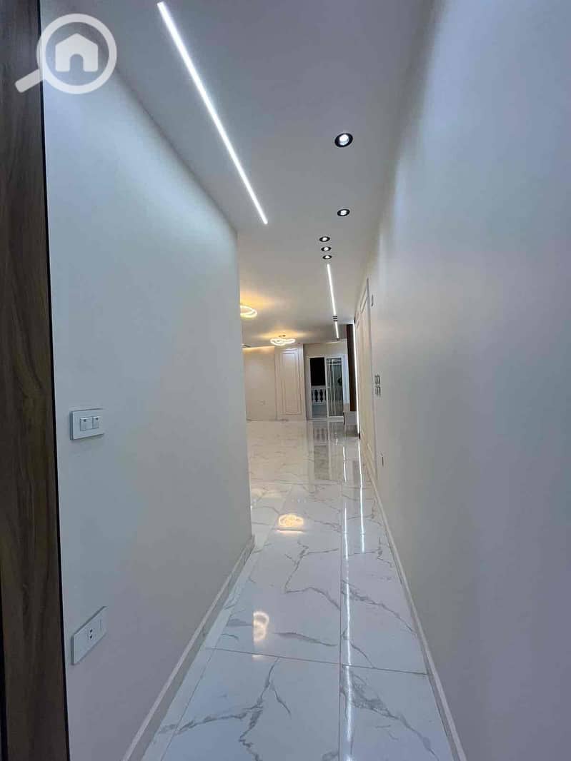 7 5327a9d0-fdad-4071-a85c-ac2995b297ca. jpg