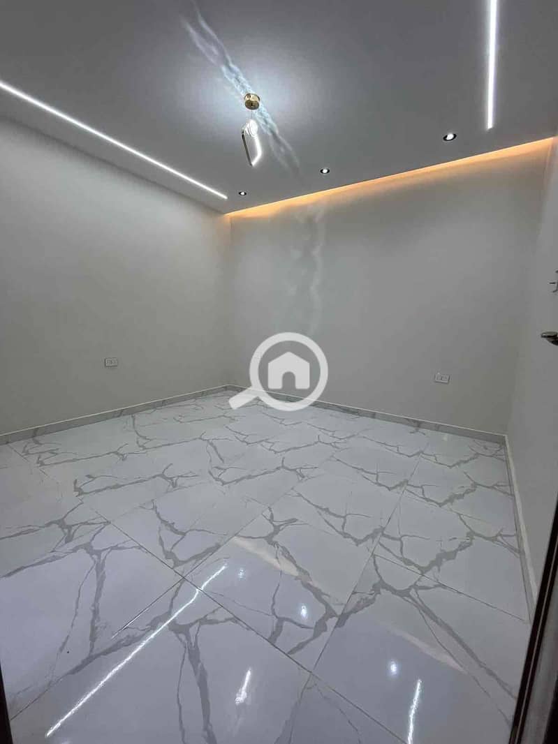 15 d211a3cc-f59f-4b9b-9b2e-488a5042d18b. jpg