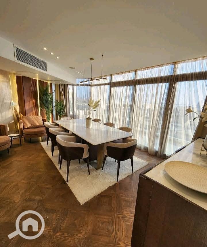 8 491353095_1395396255210420_1535339335958610590_n. jpg