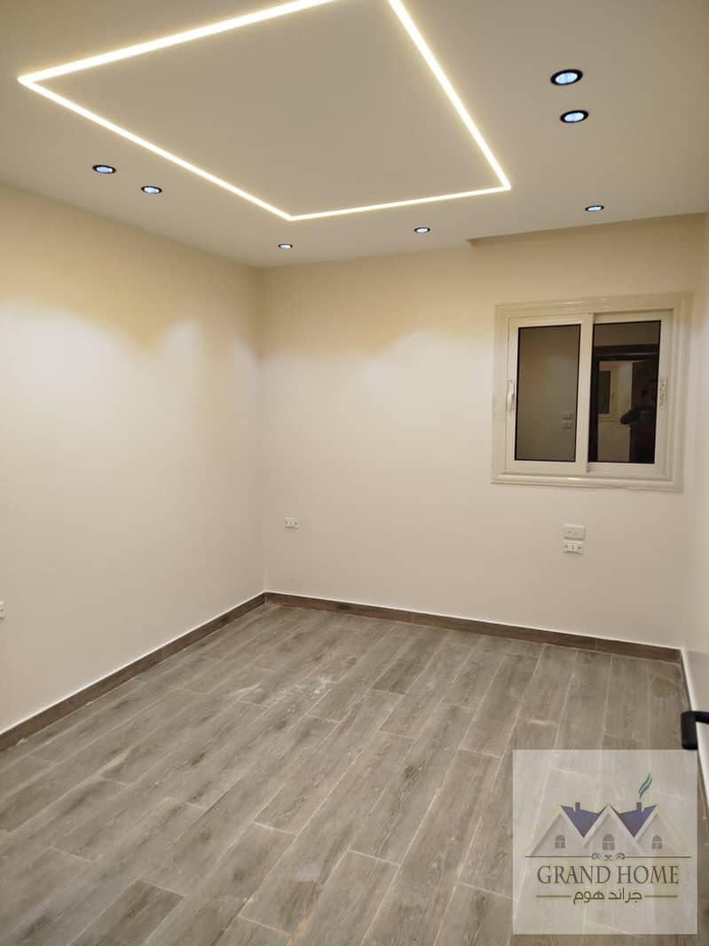 6 c9cece00-d9e1-4a63-8086-37fdc156edce. jpg