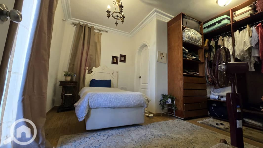 6 81b5e447-17c4-4aa9-9f33-a342655ab1b5. jpg