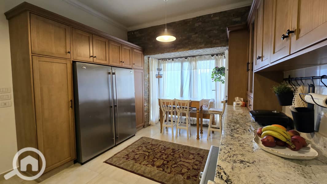 15 78807cea-efff-4a45-9b4d-6ef32e2309aa. jpg