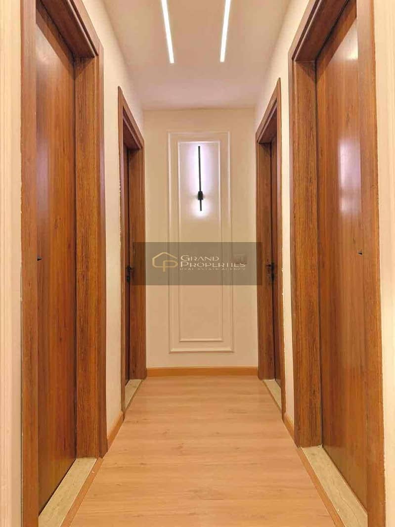 7 ddc19f23-3fc4-485f-adff-cde780c4399f. jpg