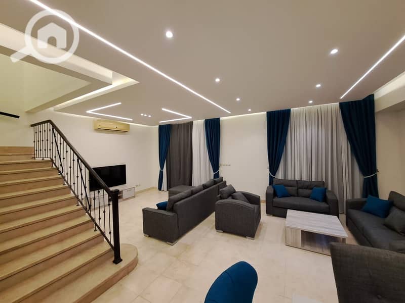 5 WhatsApp Image 2025-12-21 at 15.41. 40 (1). jpeg