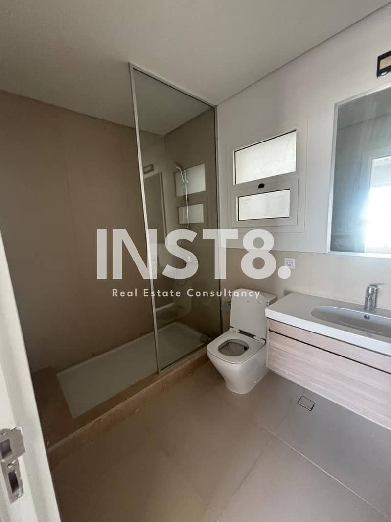 10 ed362c67-6814-47b1-98f6-7875406f13b2. jpg