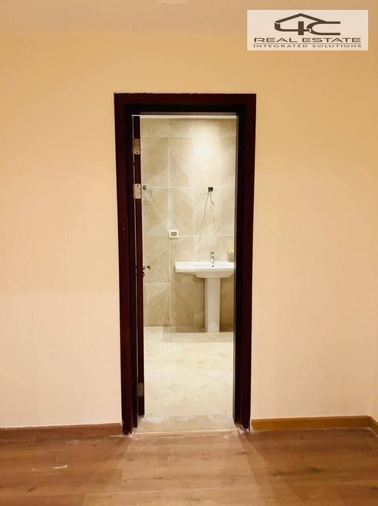 13 WhatsApp Image 2025-12-22 at 13.41. 32 (1). jpeg