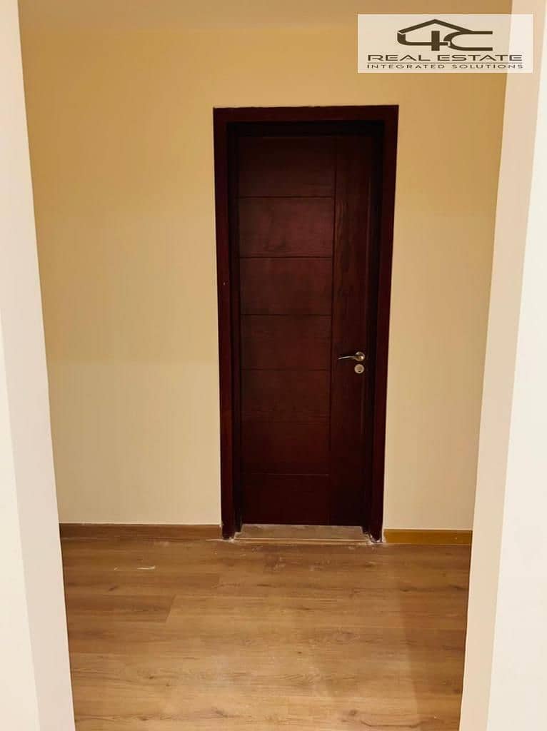 17 WhatsApp Image 2025-12-22 at 13.41. 35 (1). jpeg