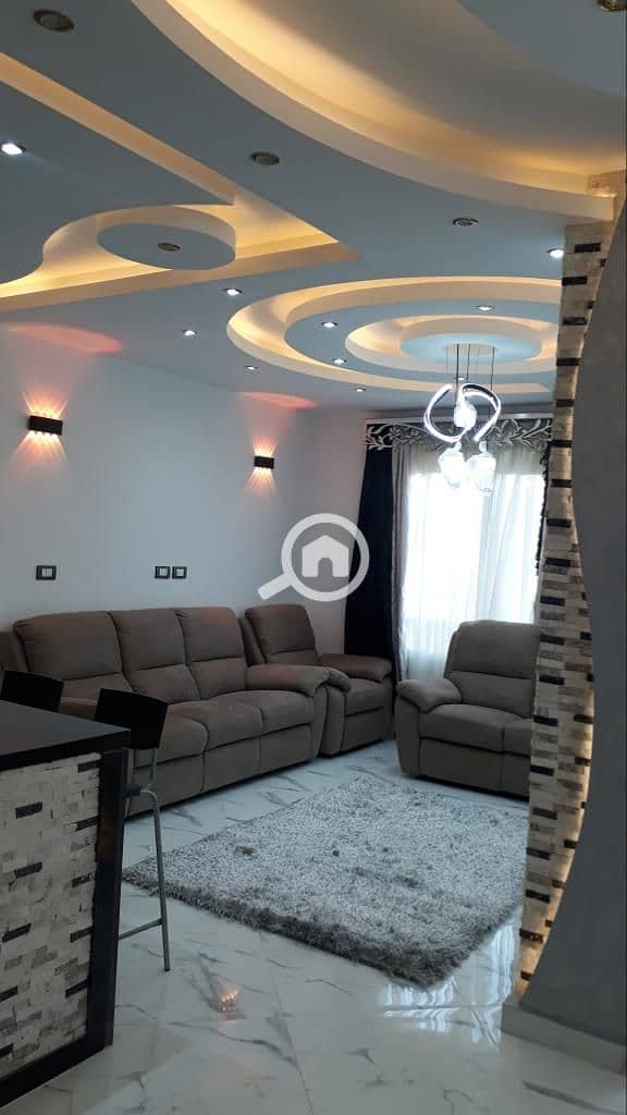 4 a42fb213-66b4-4e4f-bff3-d64153e71437. jpg