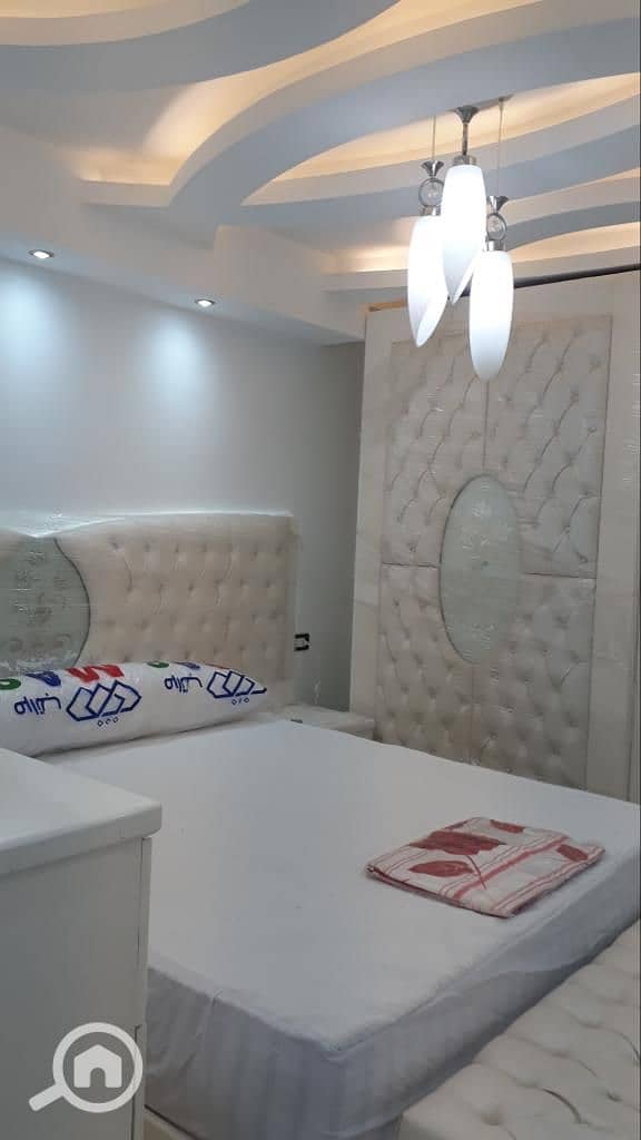 12 7a765a89-c181-482b-83ec-453a4418a750. jpg