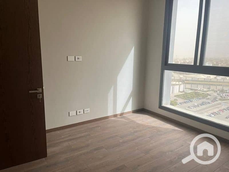 5 bc2b4523-7fc0-485b-9c50-437f7d9718e6. jpg