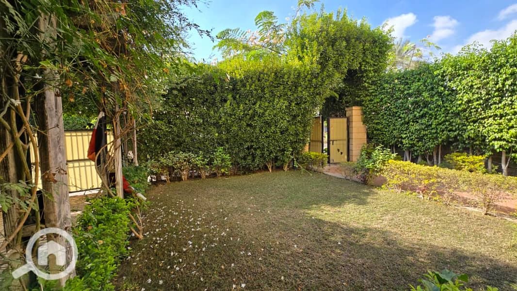 10 f90977c0-716c-4b15-a735-064da1159308. jpeg