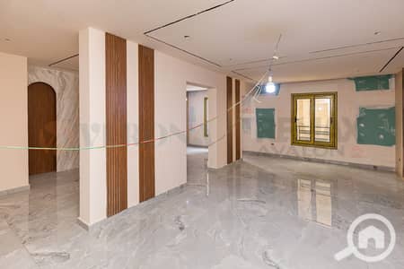 فلیٹ 4 غرف نوم للبيع في سيدي بشر، الإسكندرية - 1. jpg