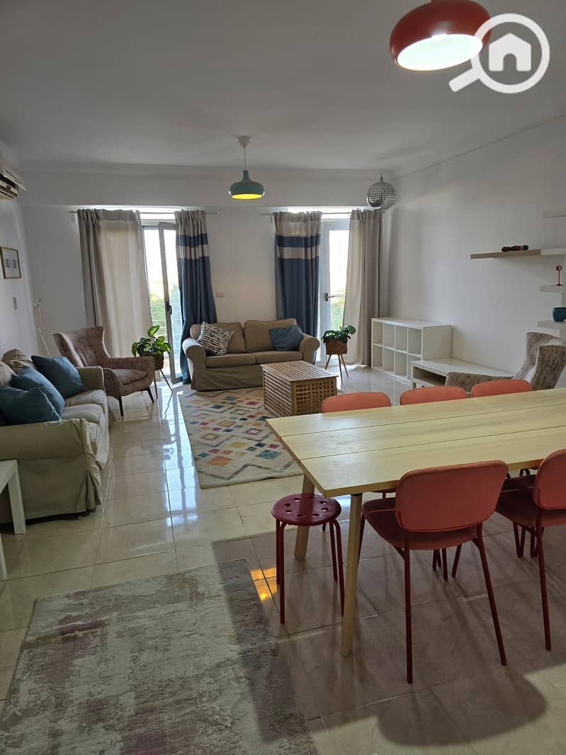 4 79cedfb7-317d-418e-9c93-e07b0c5aa2dc. jpeg