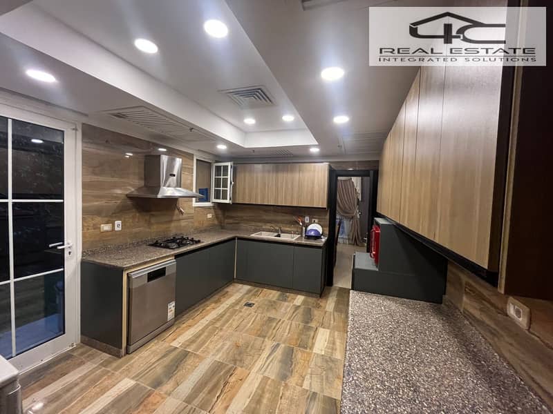 10 WhatsApp Image 2025-12-22 at 13.42. 14 (2). jpeg