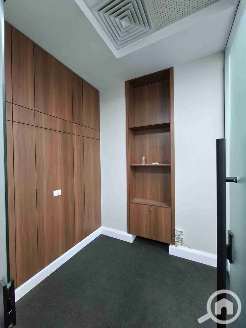 4 ٢٠٢٥١٢٢٠_١٦٠٩٢٣. jpg