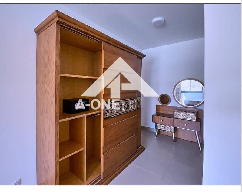 4 953a36d2-5f35-4d7f-9120-503969bdb9ae. jpg