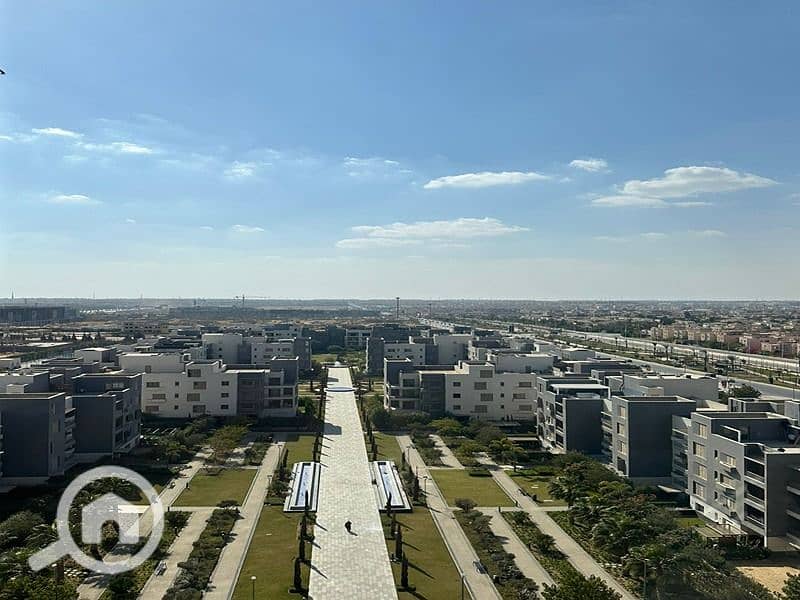 7 b9de9851-6e93-46f6-84b3-b62c70e37f18. jpg