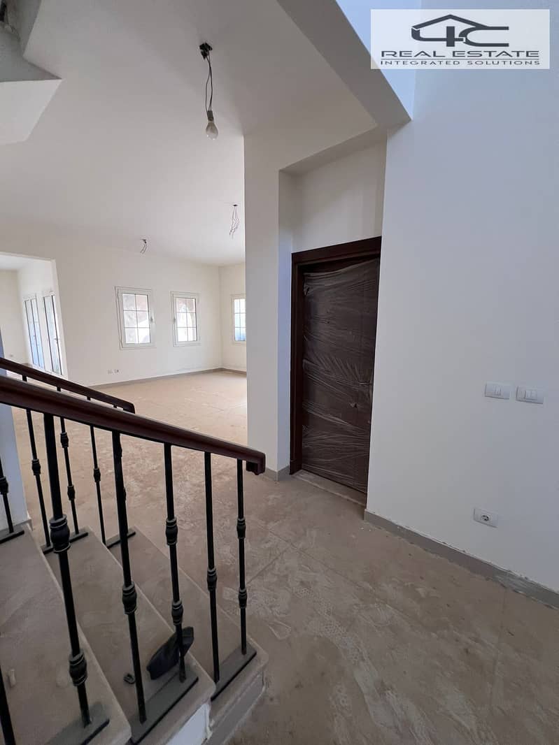 4 WhatsApp Image 2025-12-22 at 13.42. 45 (2). jpeg