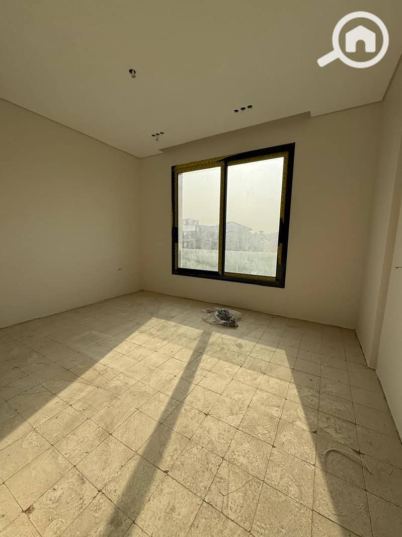 2 WhatsApp Image 2025-12-22 at 2.10. 27 PM. jpeg