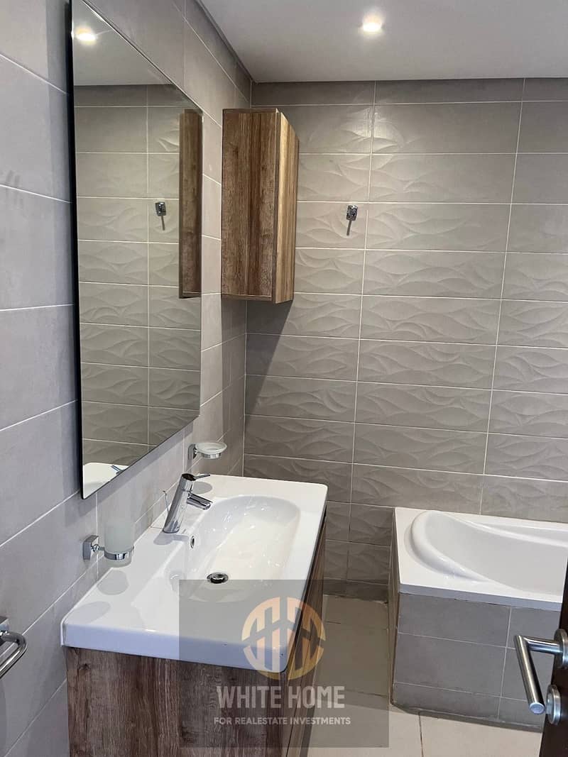 11 312afaac-93d7-40c4-bbce-e4ae4cd6a962. jpeg