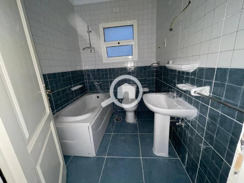 9 WhatsApp Image 2022-09-08 at 2.05. 58 PM(2). jpeg