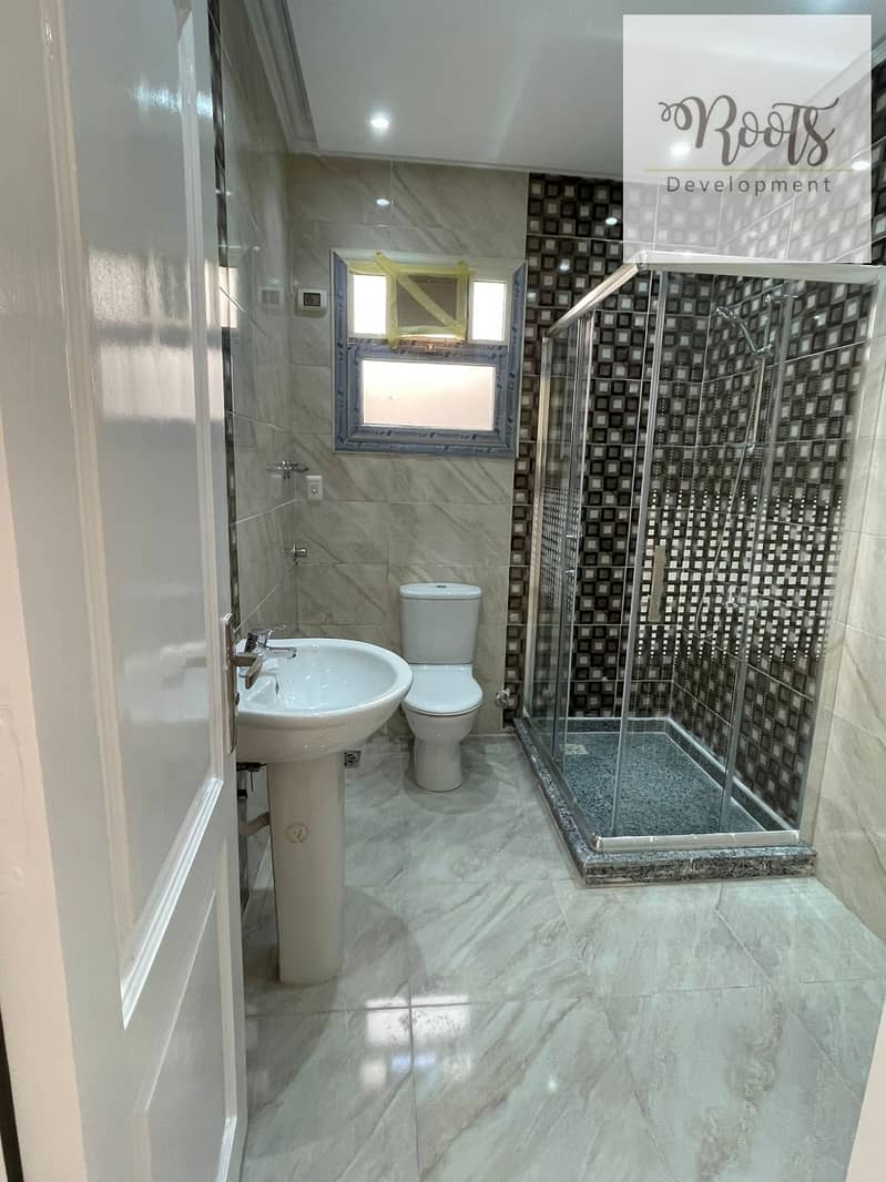 12 WhatsApp Image 2025-12-10 at 18.25. 37 (2). jpeg