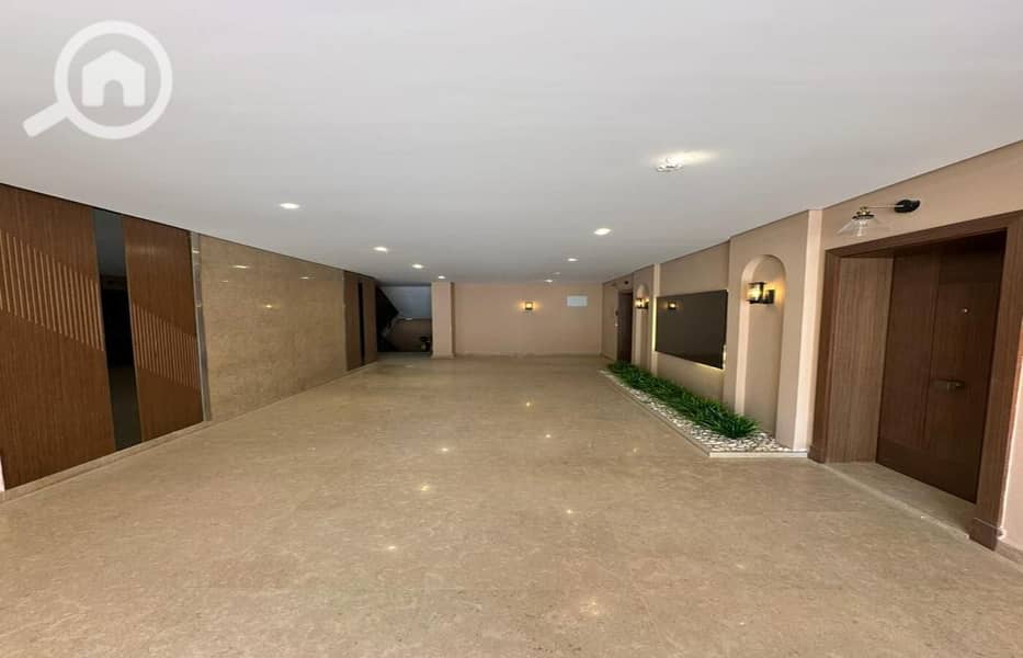 12 WhatsApp Image 2024-09-10 at 5.00. 11 PM (1). jpeg