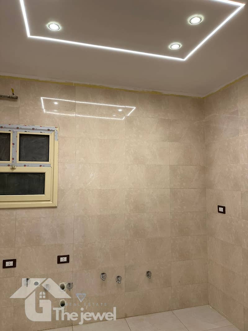 5 5b42547c-df46-4ec7-ad5e-4bf66feecc2a. jpg