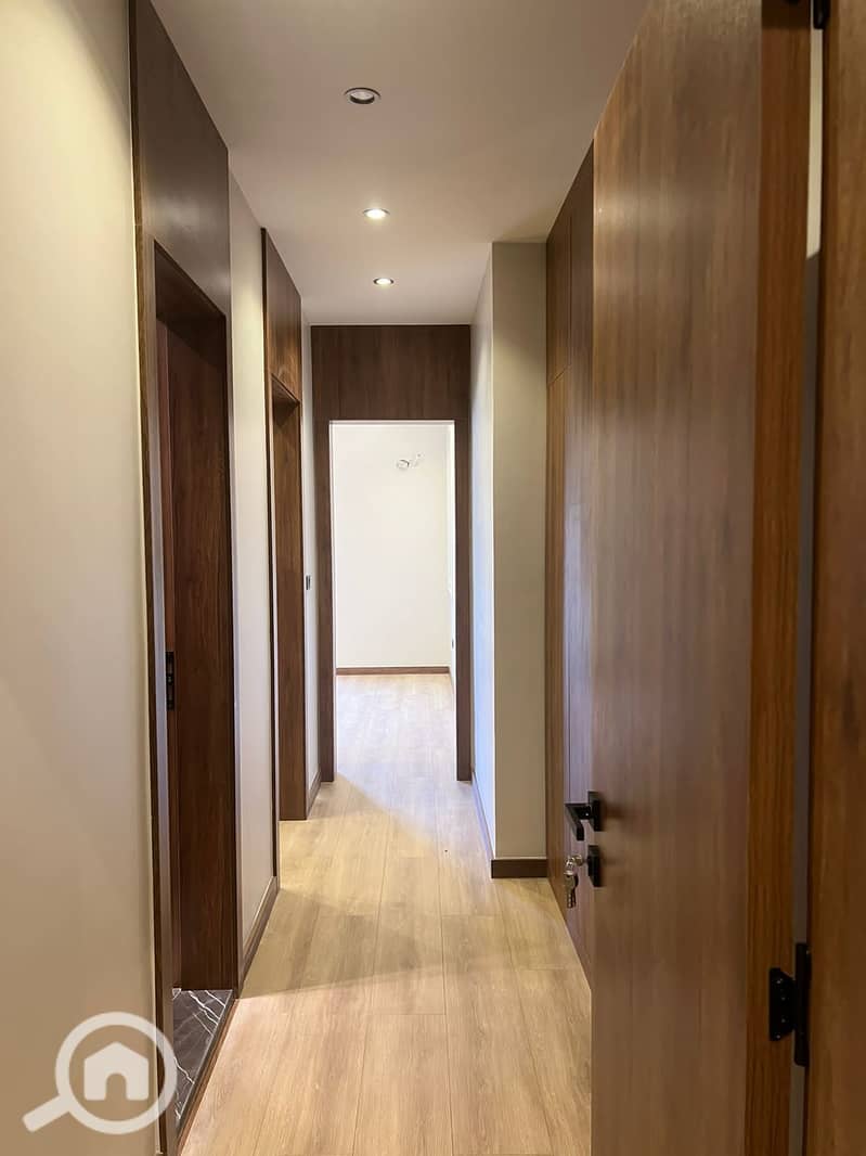 9 WhatsApp Image 2025-12-15 at 20.09. 07 (2). jpeg