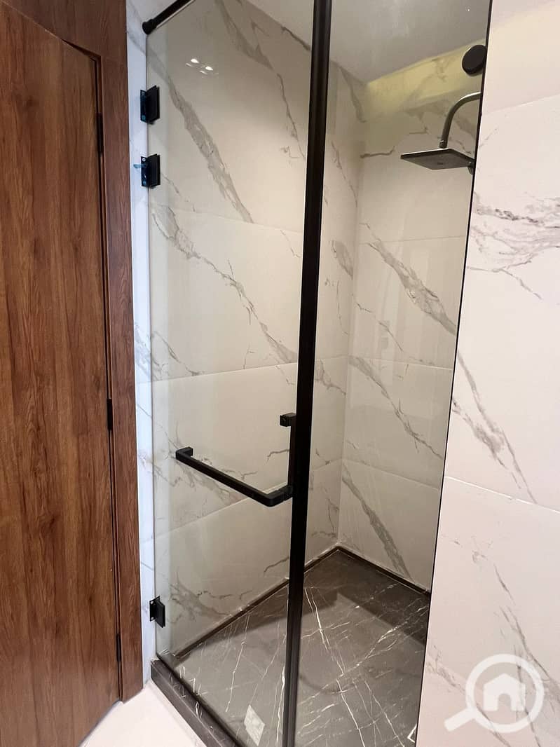 19 WhatsApp Image 2025-12-15 at 20.09. 08 (1). jpeg