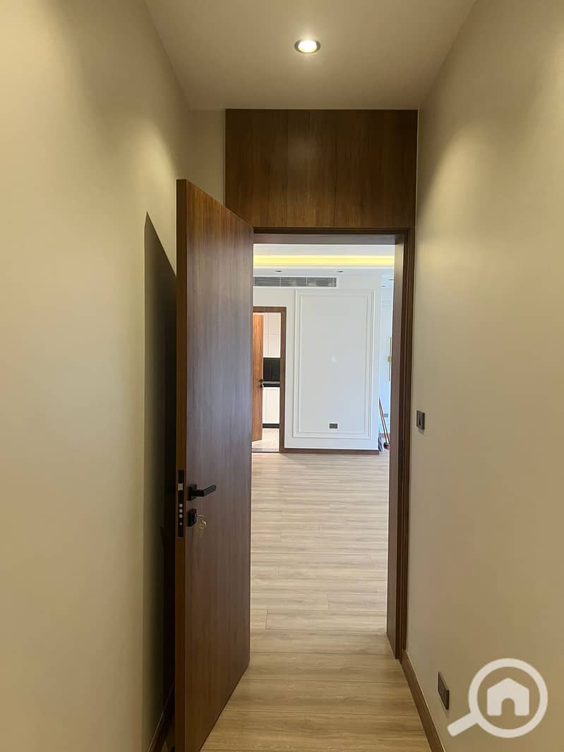 24 WhatsApp Image 2025-12-15 at 20.09. 10. jpeg