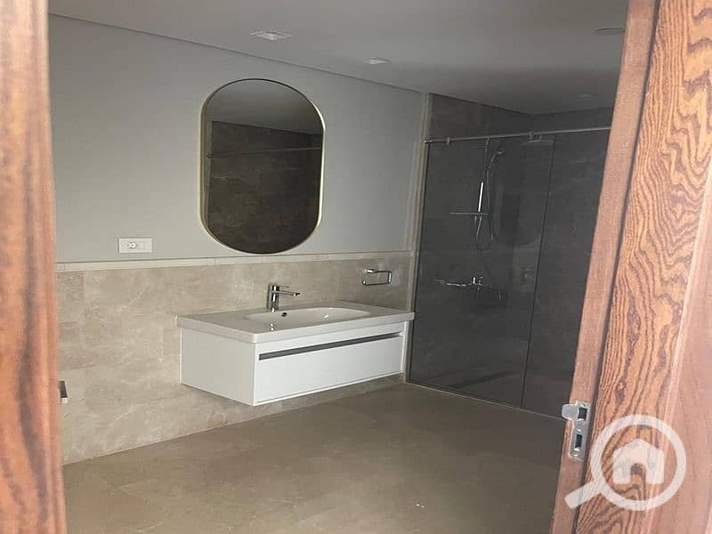 9 19ac02ab-70d3-4848-a4fe-7963dafd180a. jpg