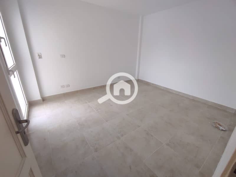 5 WhatsApp Image 2025-04-10 at 2.55. 12 PM. jpeg