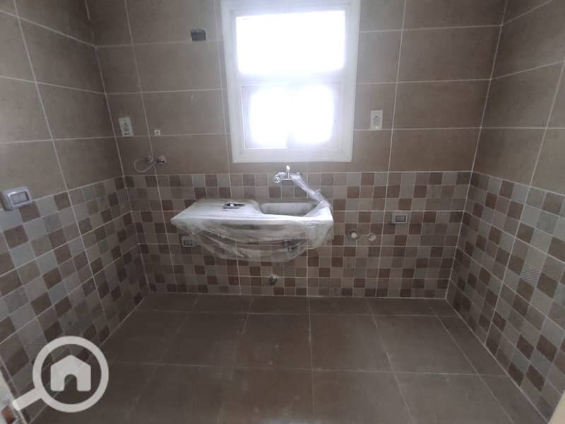 8 WhatsApp Image 2025-04-10 at 2.55. 12 PM (1). jpeg