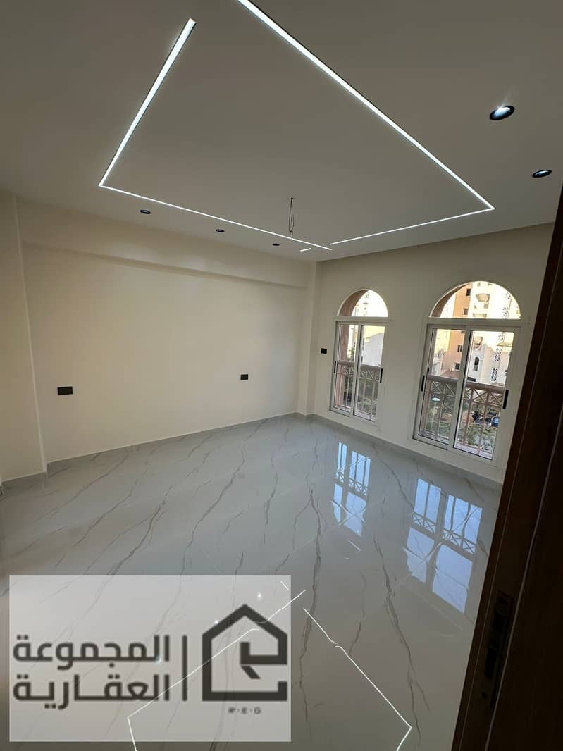 3 bd7da89e-e0c0-45c6-87d7-02504e4f03a0. jpg