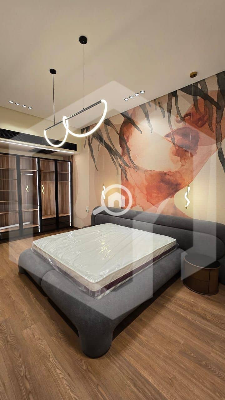 6 Royal Meadows 6. jpeg