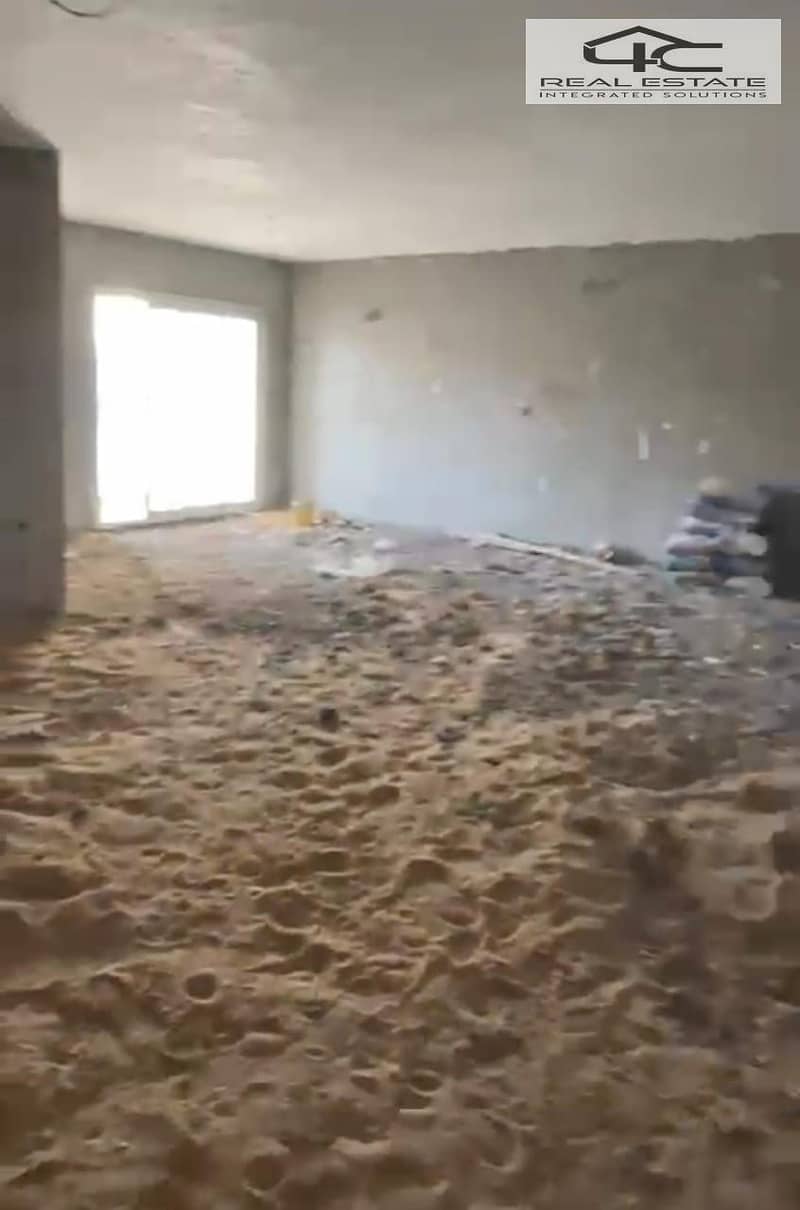 9 WhatsApp Image 2025-12-22 at 14.15. 18 (1). jpeg