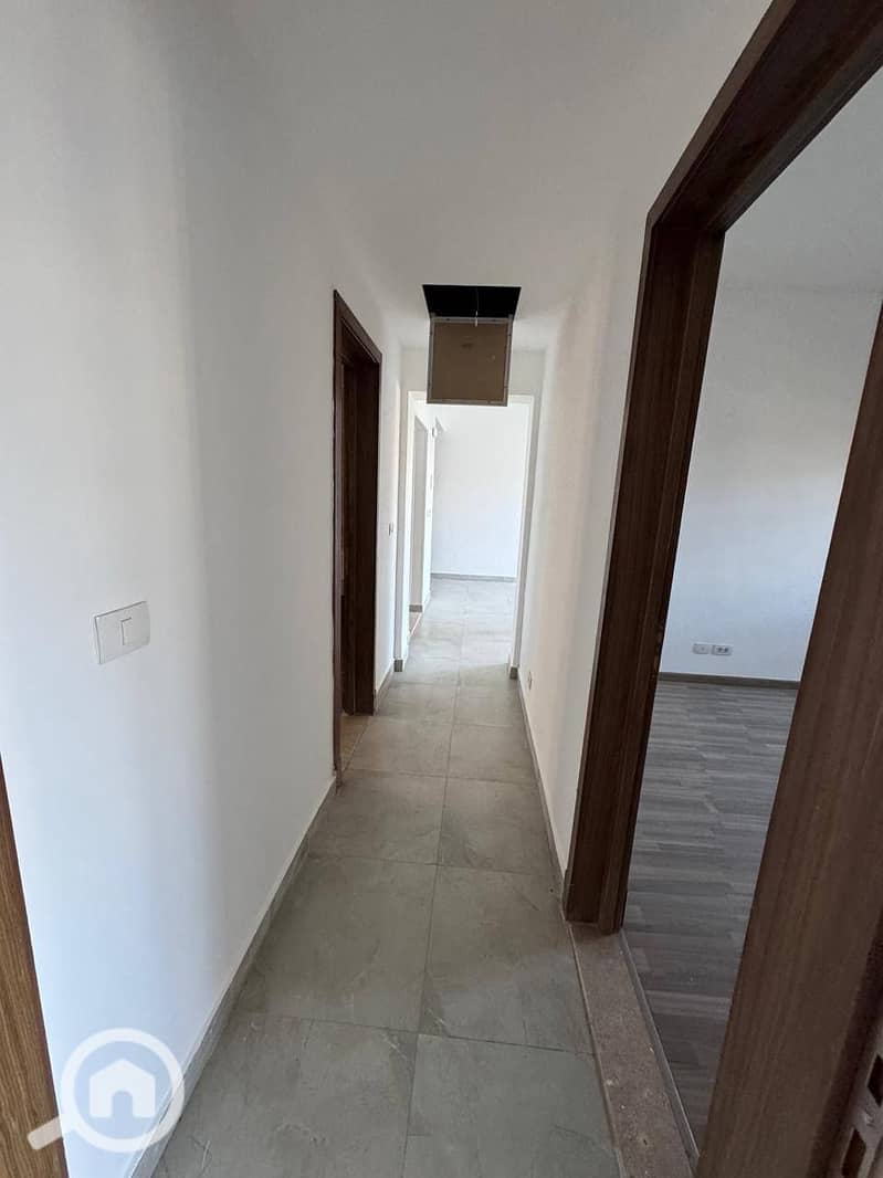 9 532514879_1477140416696602_2138917219118175439_n. jpg