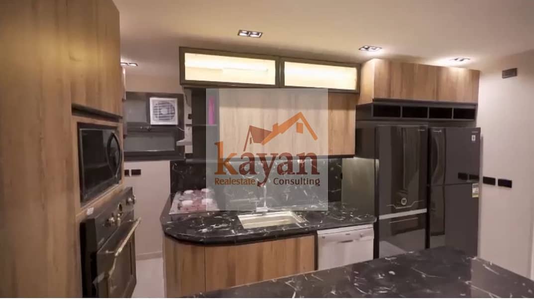 8 eb64f508-69a6-473d-87f5-a338e04a78b8. jpg