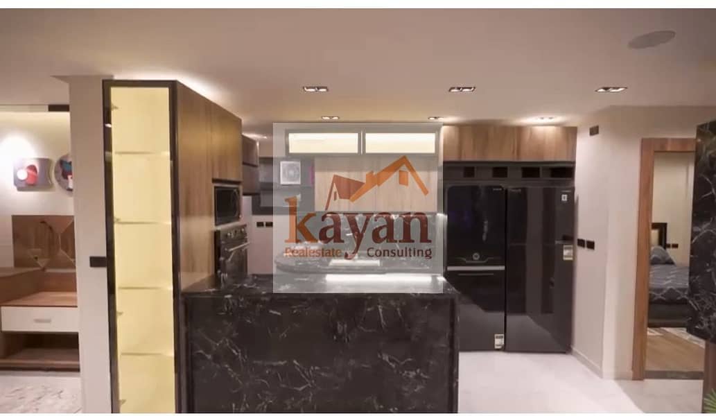 9 fe6f6f7b-cc98-4fd8-b3a9-a4d69956c2c8. jpg